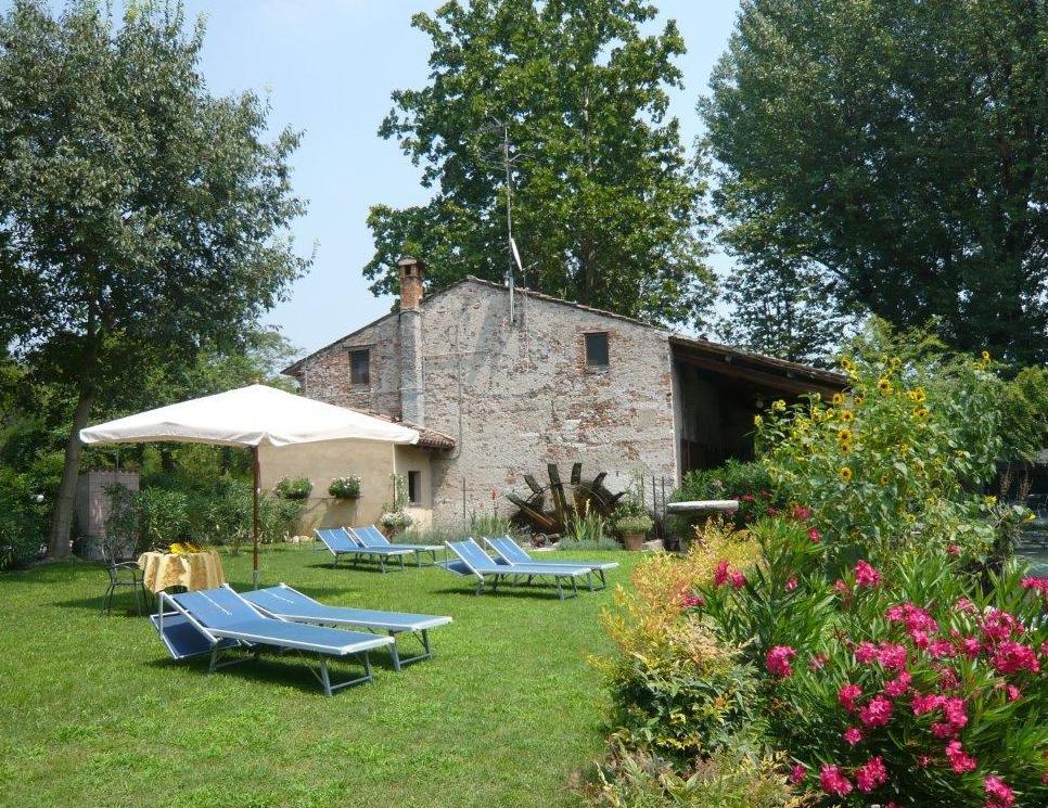 Agriturismo Villa Dei Mulini โวลตา มันโตวานา ภายนอก รูปภาพ
