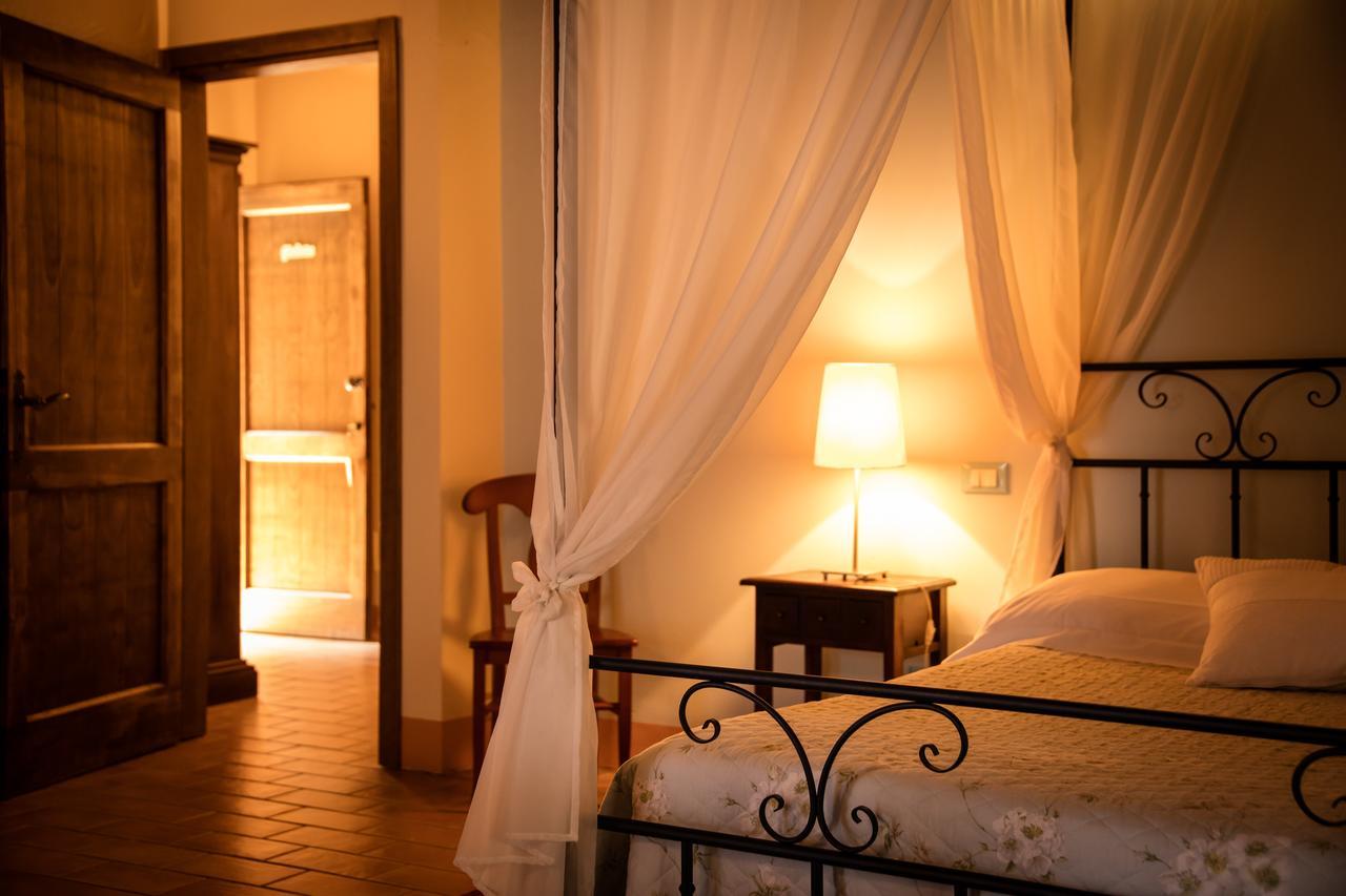 Agriturismo Villa Dei Mulini โวลตา มันโตวานา ภายนอก รูปภาพ