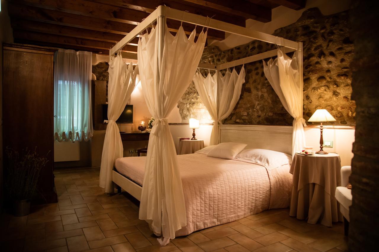 Agriturismo Villa Dei Mulini โวลตา มันโตวานา ภายนอก รูปภาพ