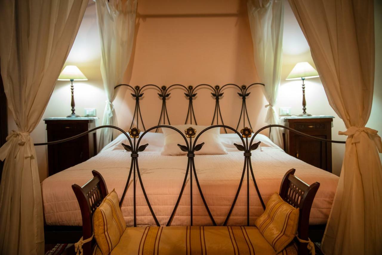 Agriturismo Villa Dei Mulini โวลตา มันโตวานา ภายนอก รูปภาพ