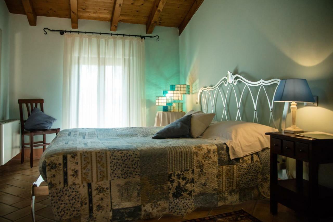 Agriturismo Villa Dei Mulini โวลตา มันโตวานา ภายนอก รูปภาพ